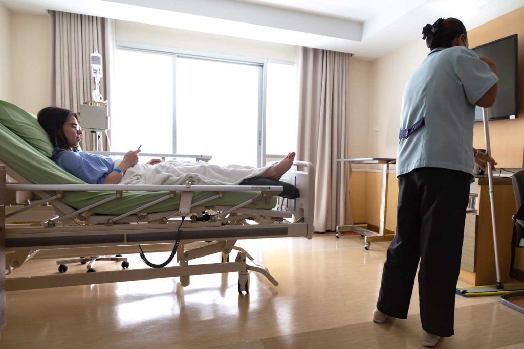 Why Your Provo Facility Needs Healthcare Cleaning Services 1 medical room