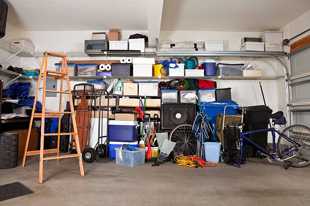 7-Effective-Tips-in-Organizing-Your-Garage