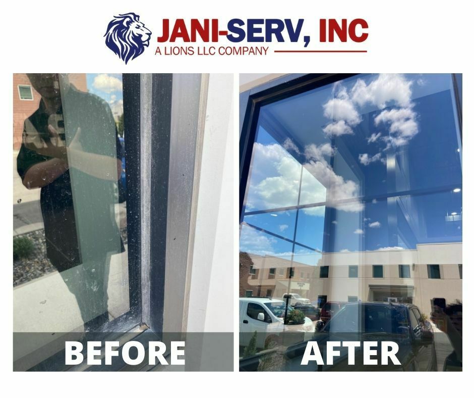 Window-cleaning-before-and-after