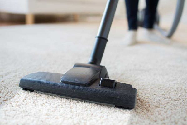 Carpet Cleaner Cleaning White Carpet 3 by 2 ratio