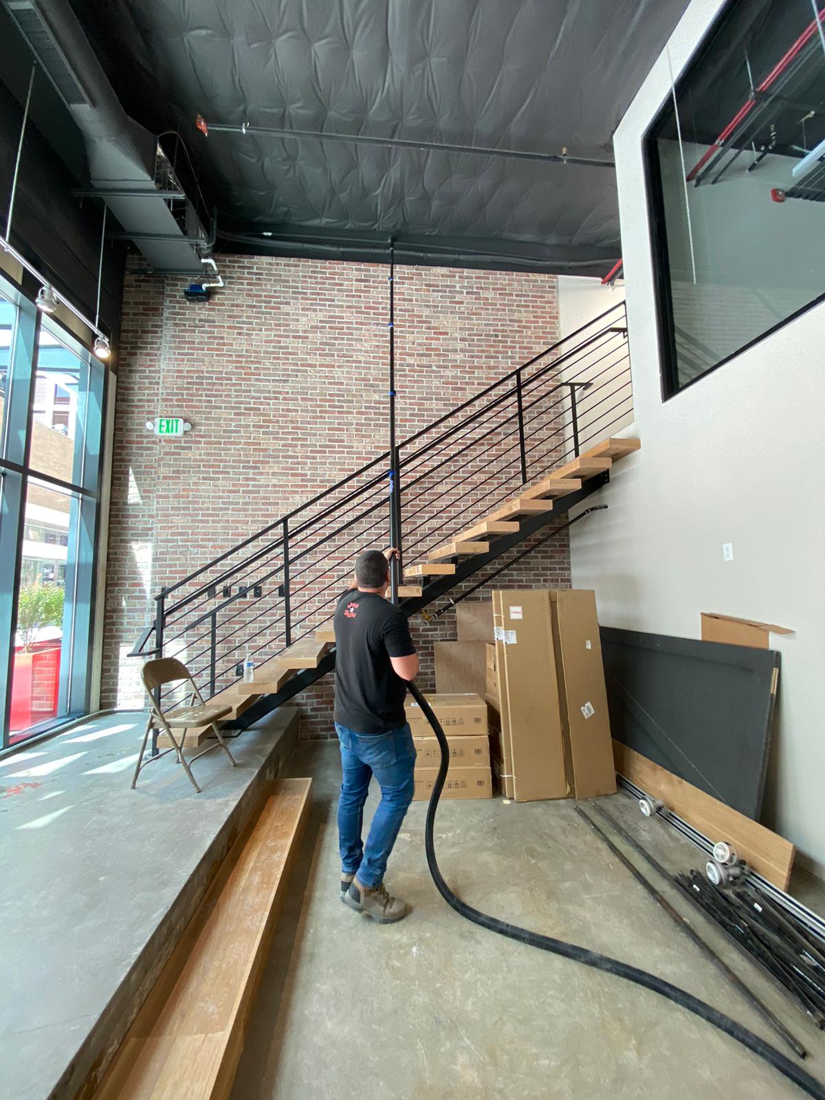 High Dusting Cleaning Jani Serv