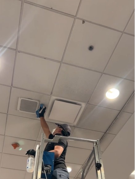 commercial cleaning company